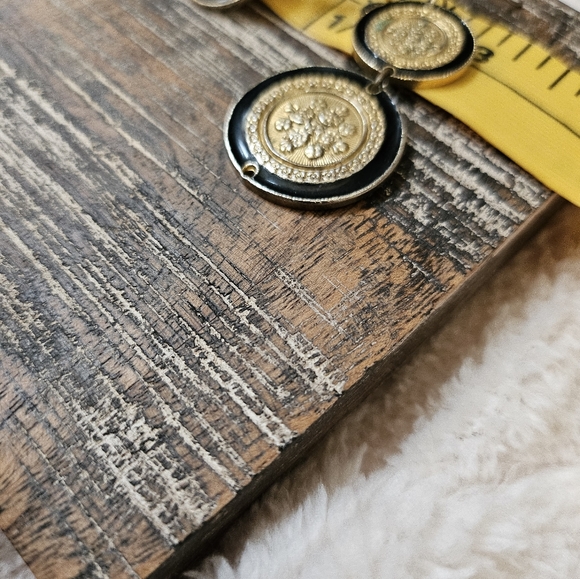 Vintage Coin Style Enamel Austria Earrings - Picture 4 of 12